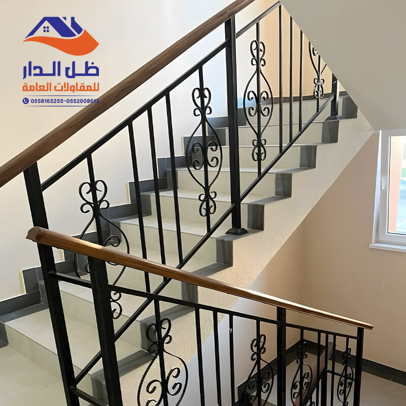 سلم درج للحماية جميل وفاخر للمنازل والفلل
