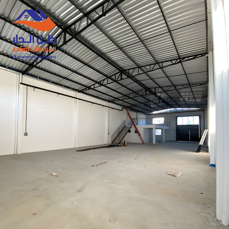 هنجر حديد من الداخل بعد التركيب