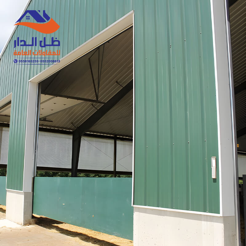 تنفيذ هناجر ساندوتش بانل بالرياض من مؤسسة مظلات وسواتر ظل الدار