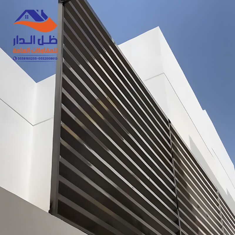 سواتر أحواش شرائح حديد لون أسود مميز ملكي