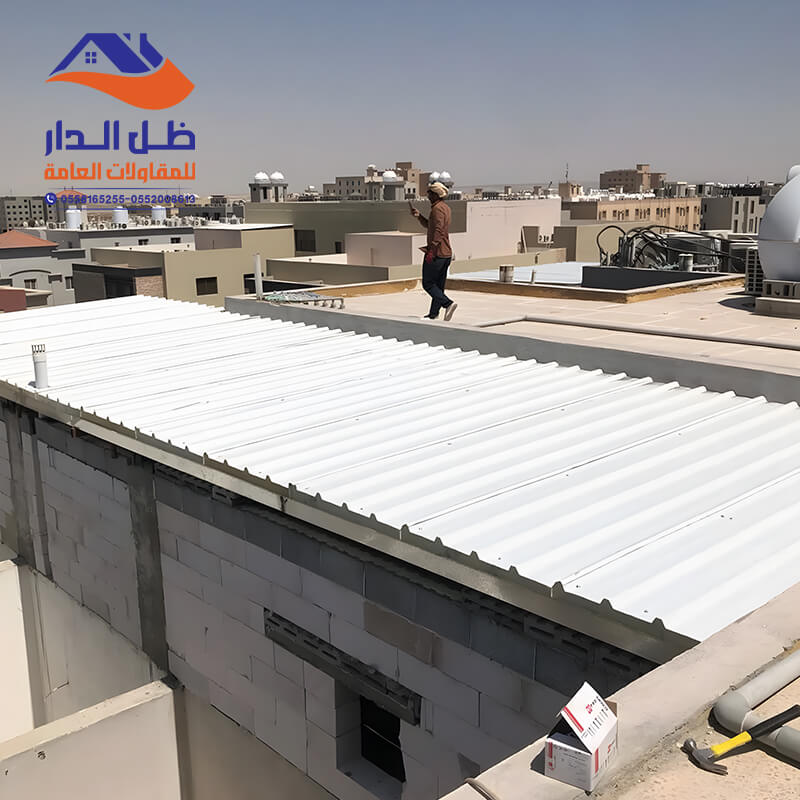 ملاحق بعزل حراري مصنوعه من الساندوتش بانل