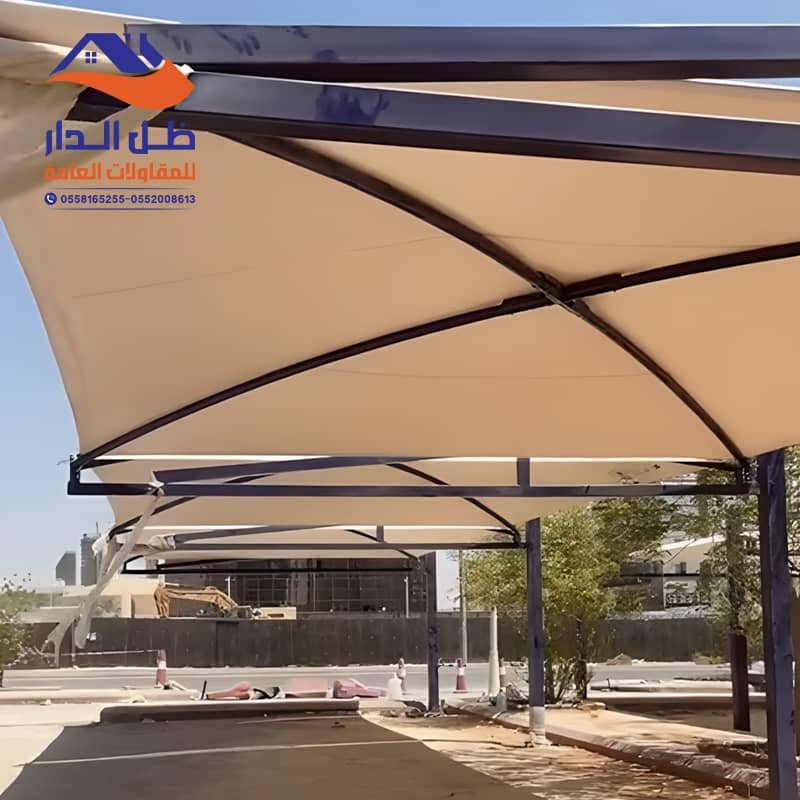 مظلة مواقف سيارات